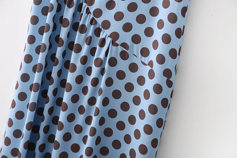 Женское платье без рукавов повседневное облегающее синее в горошек с круглым