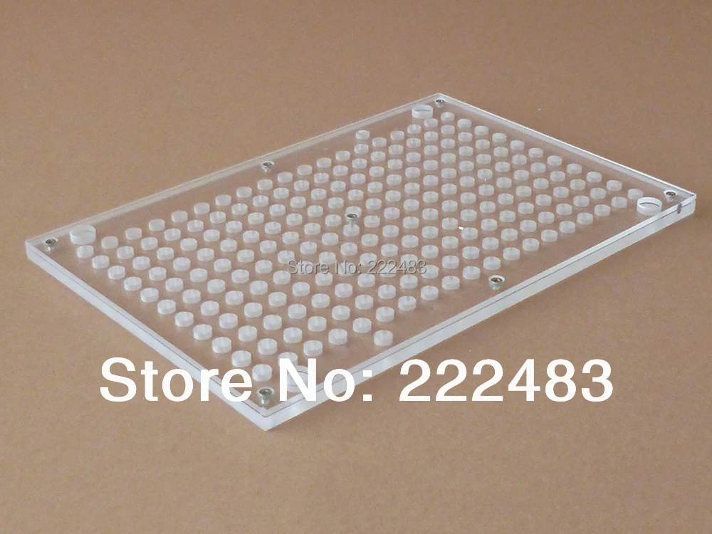 Для наполнения капсул травяными натуральными ингредиентами 209 отверстий