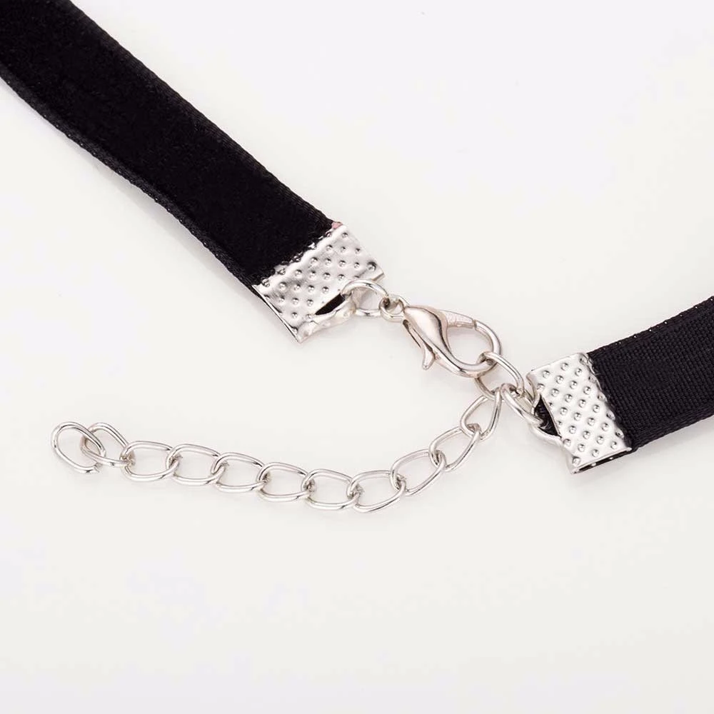 

2018 Simple Vintage Black Velvet Choker Necklace Women Chokers Necklaces Chocker collares mujer Collier ras de cou