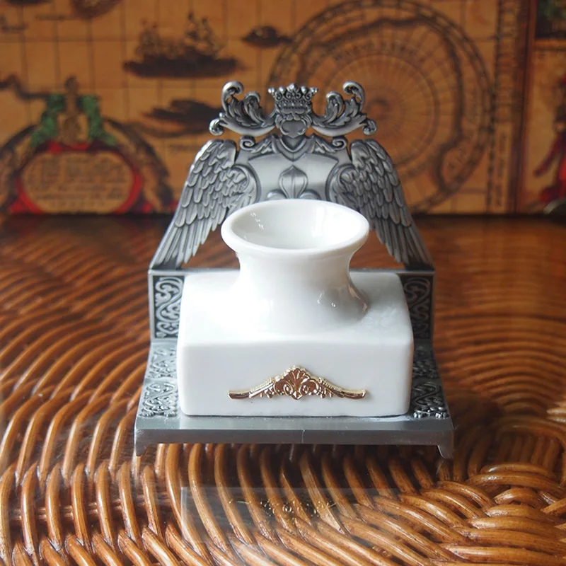 

New Deluxe Ceramic Pen Fount for Feather Dip Pen
