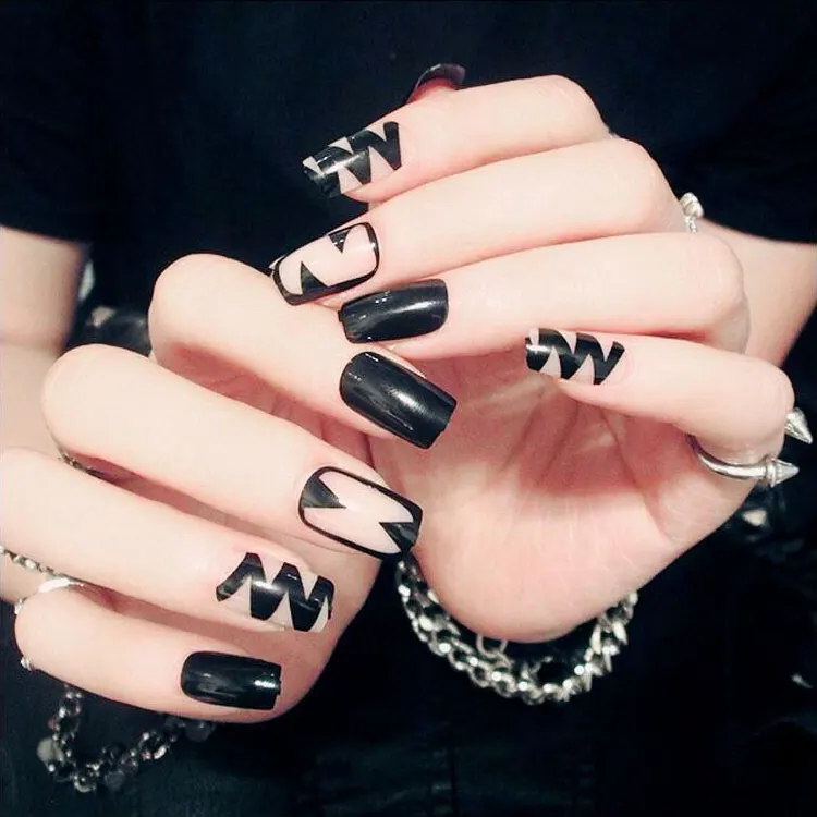 Магазин товаров для ногтей 24 шт. модные длинные полоски накладных (не содержит