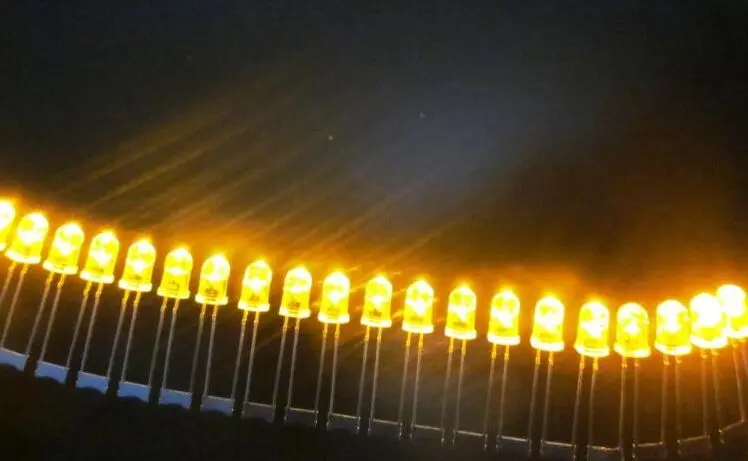 E светильник светодиодный 5 мм Овальный следующий круглый даже на ноге