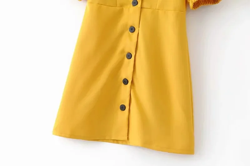 Мини-платье женское ТРАПЕЦИЕВИДНОЕ на пуговицах с V-образным вырезом и коротким