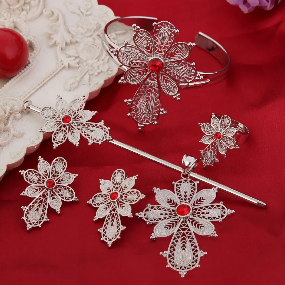 Комплект ювелирных изделий Habesha с цепочкой из серебра синего красного цвета