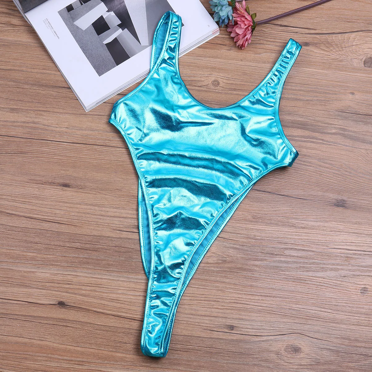 Лакированная кожа купальник Женская сексуальная блестящая пляжная одежда купальный костюм одноцветные трусики Тонг для девушек купальник купальные костюмы Монокини Цельный купальник