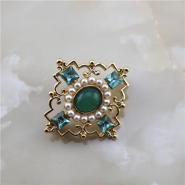 Vintage ethnic style inlaid green semi-precious stones imitation pearl brooch 925 silver needle earrings Ear clip necklace Suit - Окраска металла: brooch