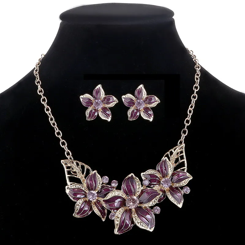 Комплект ювелирных изделий в африканском стиле золотого цвета с австрийскими