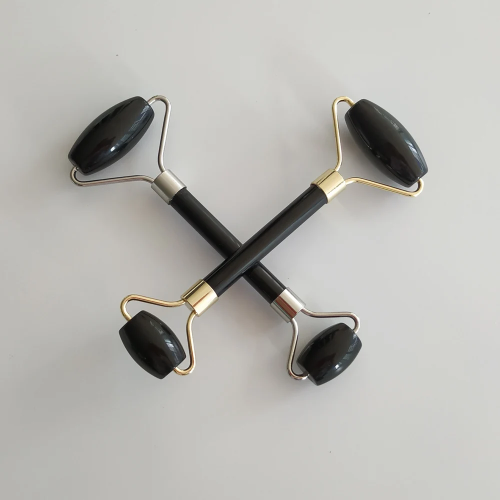 Массажный ролик для лица из натурального обсидиана и кварца практичный