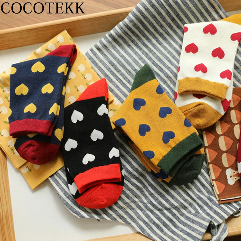 Корейские женские носки из чесаного хлопка с милыми сердечками COCOTEKK модные