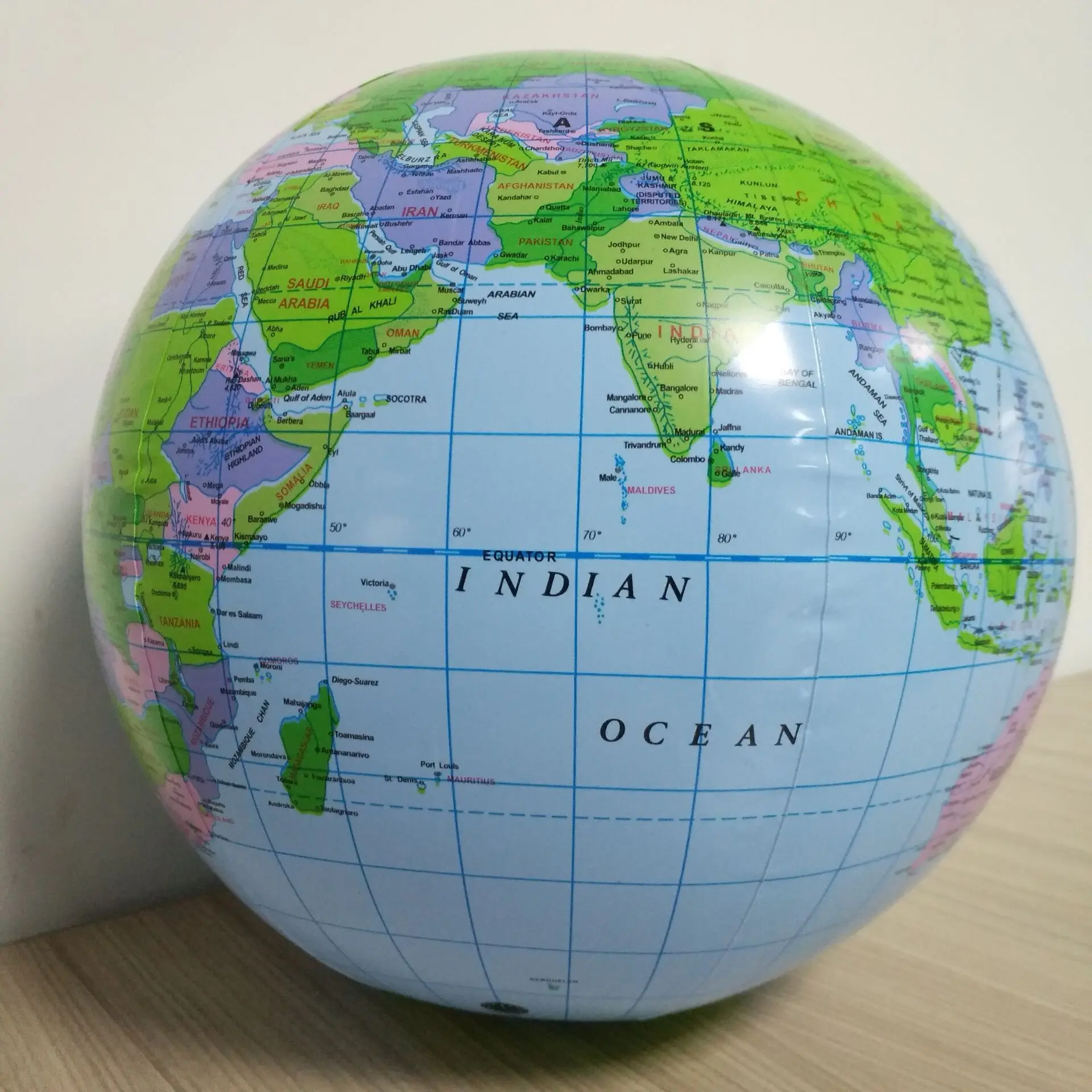 16 inches Inflatable World Globe Map Balloon Ball Earth Tellurion Home Decorative Ornament Beach Play Toys Kids Toy|Воздушные шары и