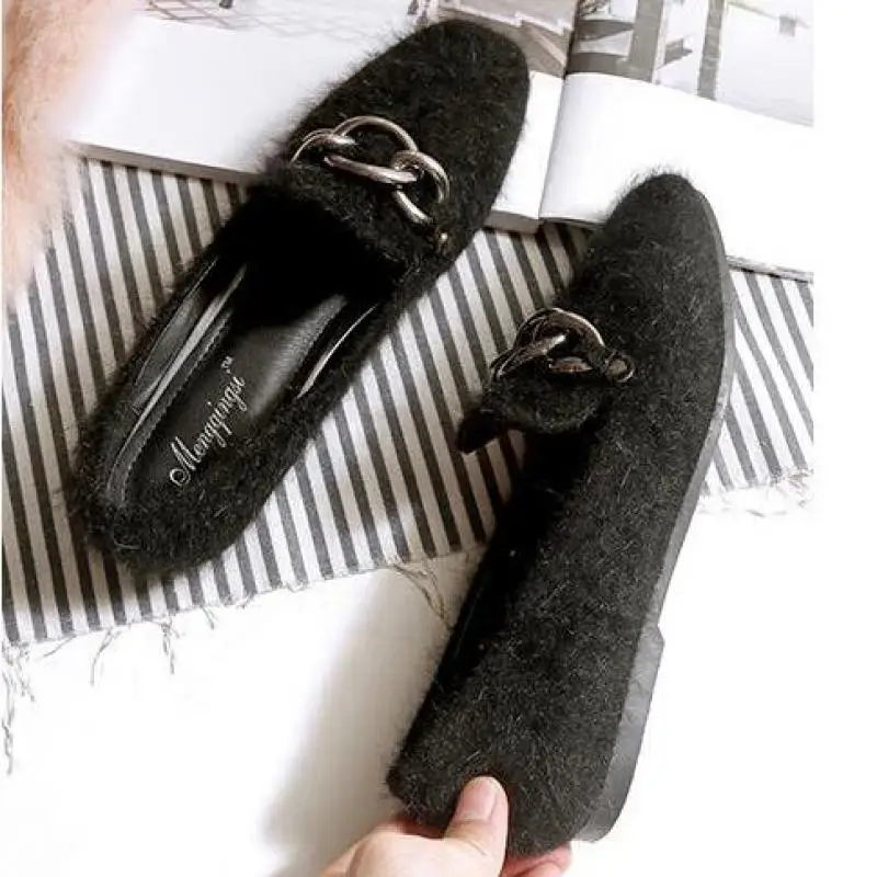 Туфли женские демисезонные из натуральной кожи на плоской подошве с квадратным