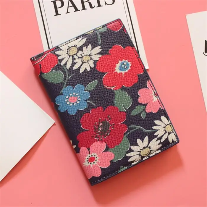Red Blue Flower Прекрасный цветочный кожаный держатель для паспорта высокого качества с протекторами для банковских карт для паспорта Обложка как маленький подарок для девочек и мальчиков друг - Цвет: Red Blue Flower