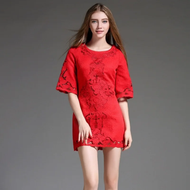 Короткое платье с вышивкой Новинка 2018 года Высококачественная Весенняя женская
