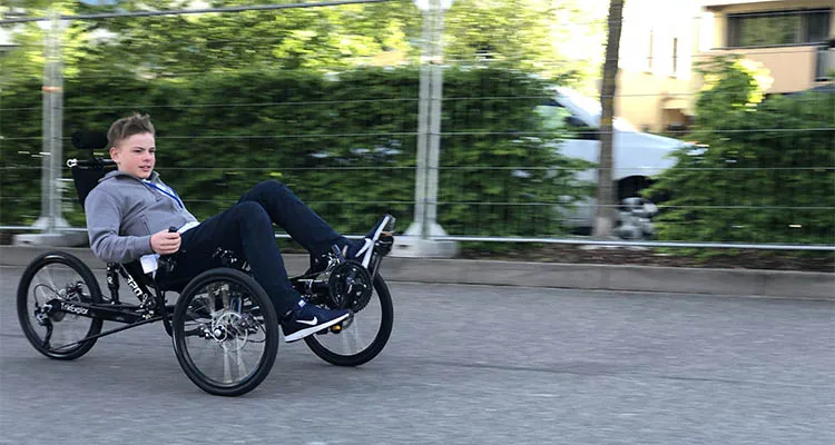 Взрослый алюминиевый сплав 20 дюймов Задняя подвеска лежачий Trike