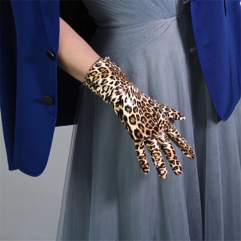 

Leopard Leather Gloves 28cm Patent Leather Short Section Emulation Leather PU Bright Brown Leopard Animal Pattern Female WPU26