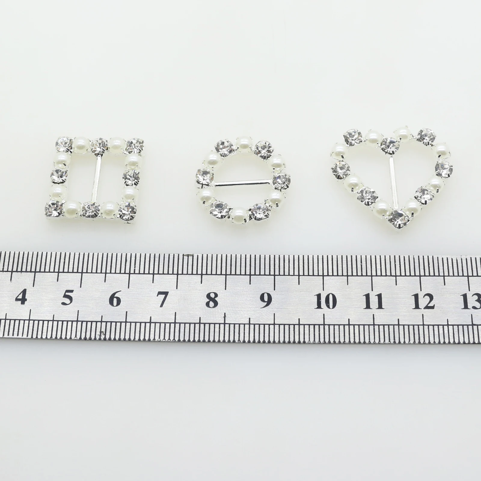 

10pcs/lot Mix Size Pearl Rhinestone Button Decoration Crafts Accessories DIY Wedding Decoration Embellished Buckle
