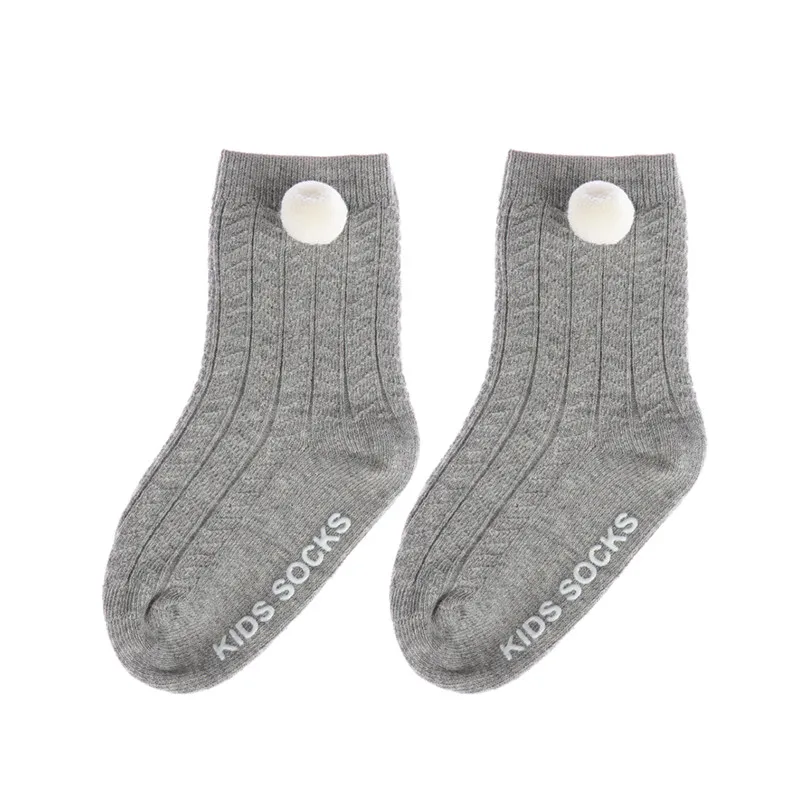 grey 1 пара, новые модные хлопковые носки для малышей Вязаные гольфы с помпонами зимние теплые нескользящие носки для новорожденных мальчиков и девочек - Цвет: grey