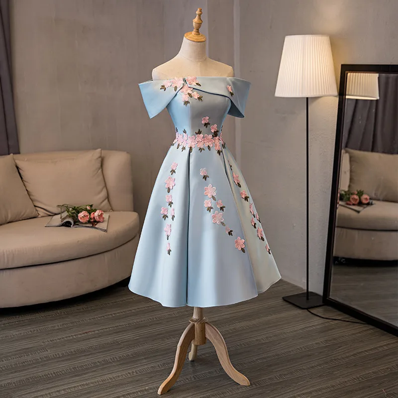 В наличии с открытыми плечами короткий рукав Vestido De Formatura атлас Бисер Цветы