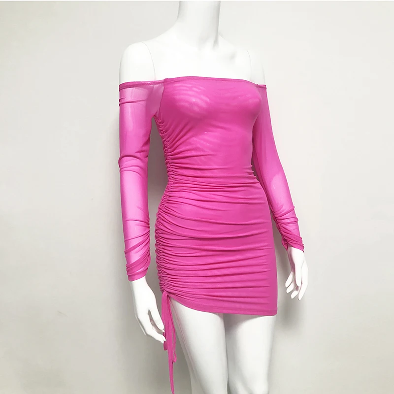 Женское пляжное платье с открытыми плечами Parthea светло розовое прозрачное