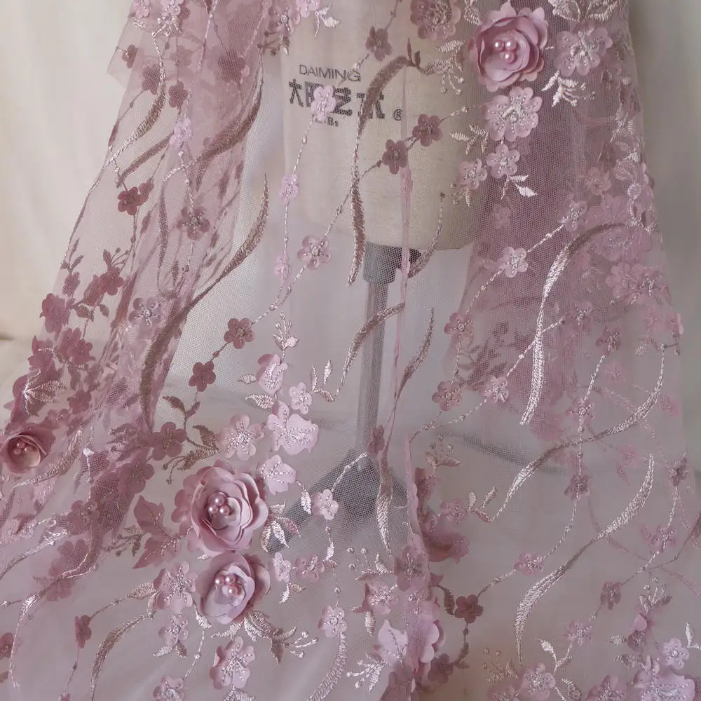 Свадебная кружевная ткань с фиолетовыми лепестками 125 см|wedding lace fabric|fabric with beadslace