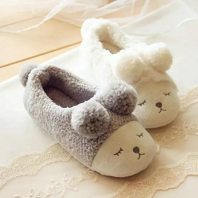 

Drop shipping Winter warm loving plush slipper Solid Indoor at home shoes for women Bedroom