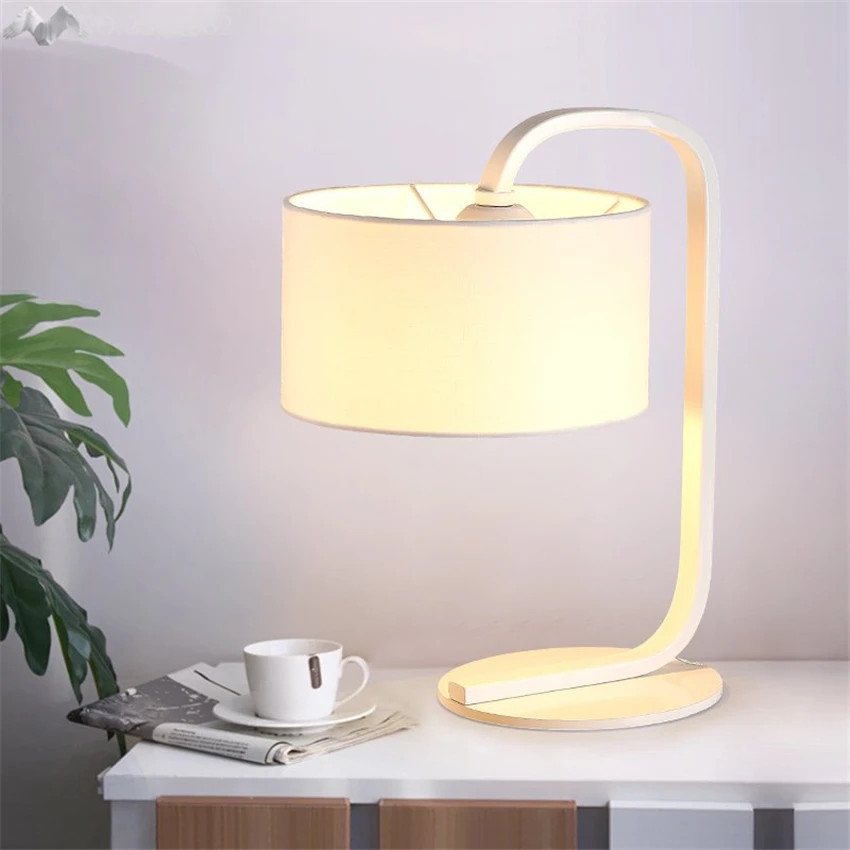 American simple fabric lampshade table light iron desk lamp for living room bedroom bedside eye protection home lighting fixture | Освещение