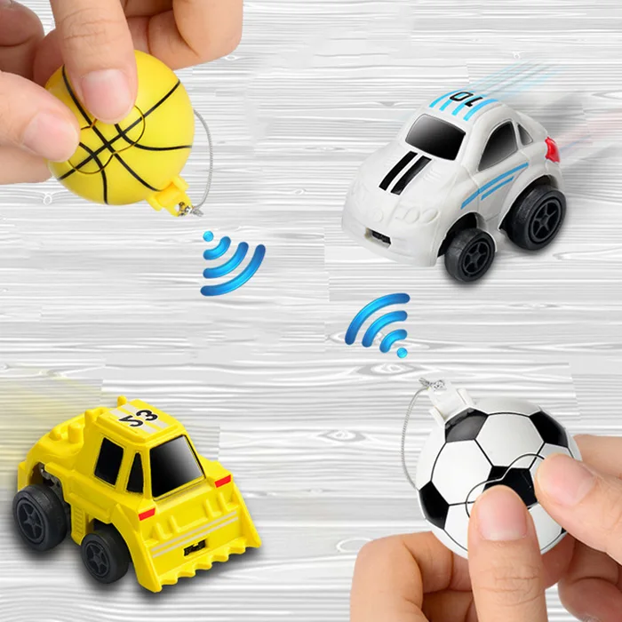 HAPPYCOW 777 222 Мини RC автомобиль баскетбольная игрушка кулон питание от встроенного