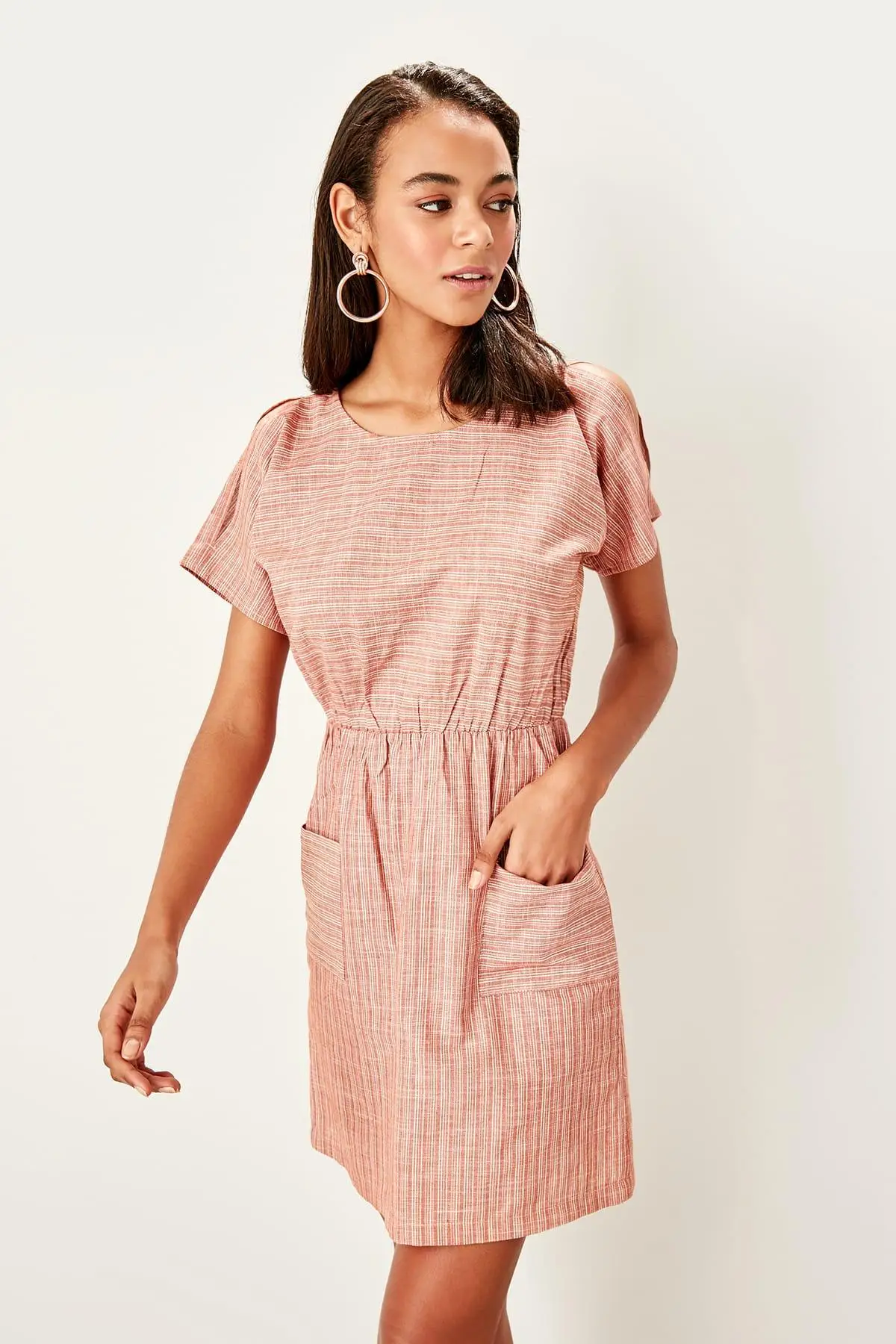 Trendyol красное платье с открытыми плечами TWOSS19AP0282|Женские платья| |