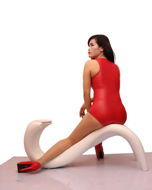 Боди LinvMe красное латексное ПВХ цельное в стиле панк без рукавов на молнии спереди