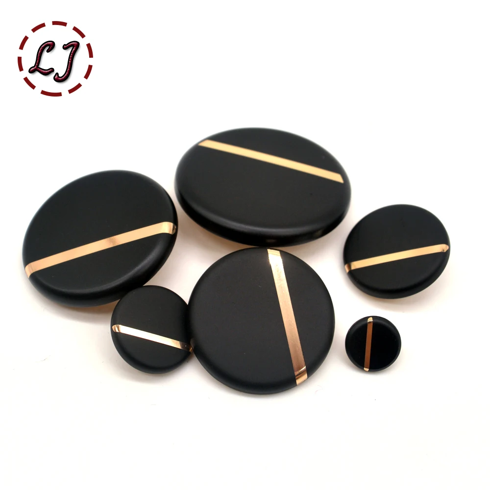 New fashion classic 30mm 40mm big decorative sewing buttons high quality plane black buttons for shirt overcoat accessory DIY