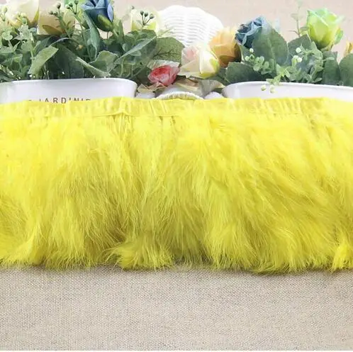 Оптовая продажа высокое качество натуральный 2 ярдов Турция страусиное перо