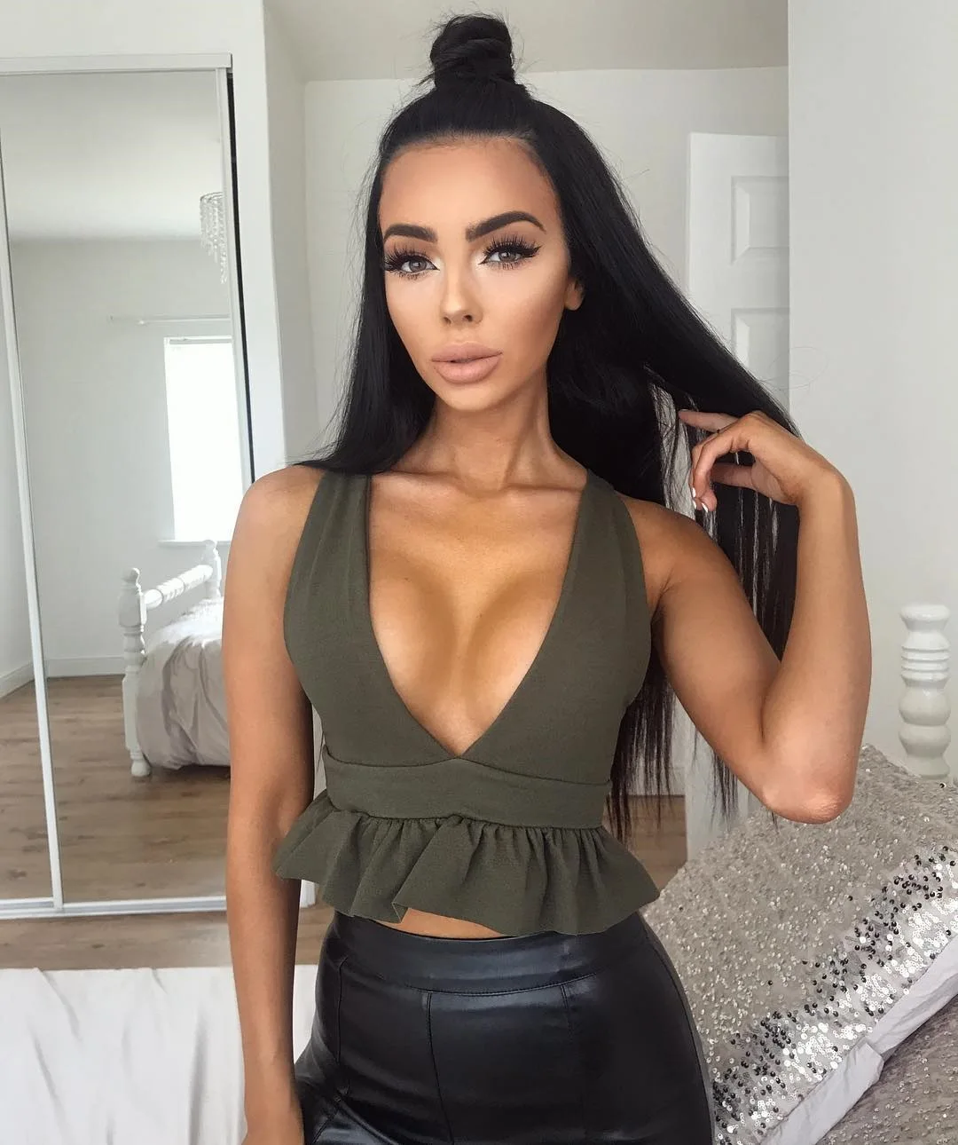 Женская футболка без рукавов с открытой спиной и v образным вырезом в европейском