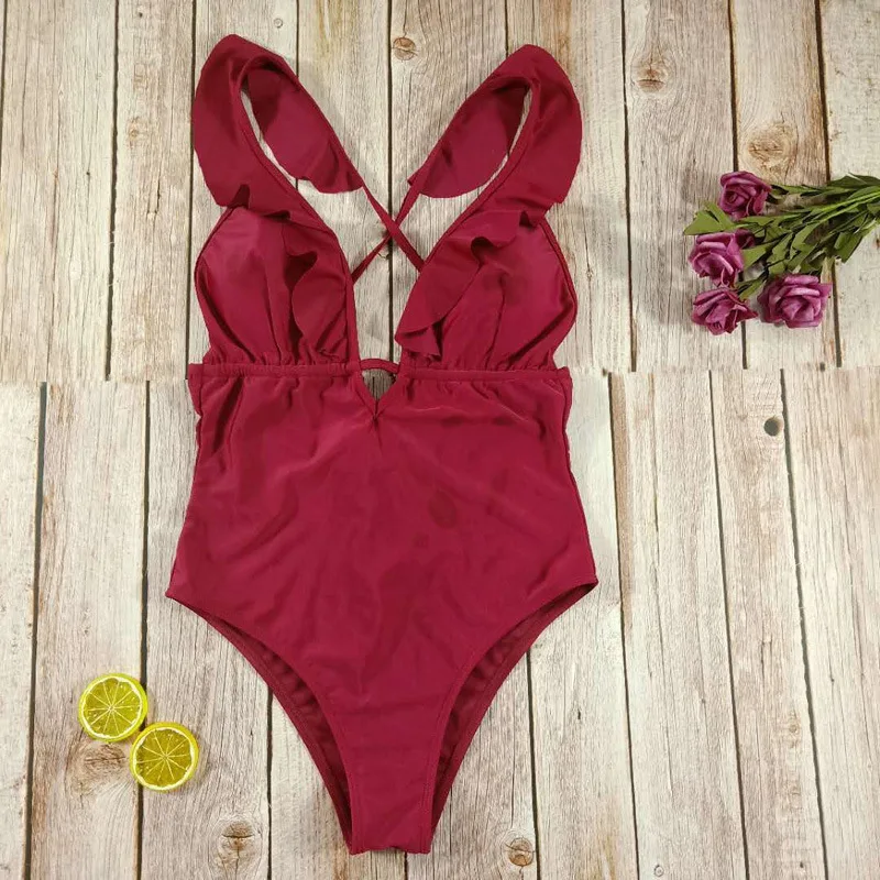 Женский купальник с рюшами Одноцветный винно красного цвета монокини лето
