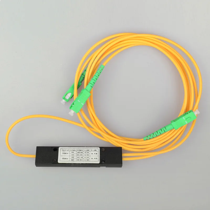 Оптоволоконный сплиттер 1 : 2 SC APC Соединительная кассета PLC 1x2 ABS коробка