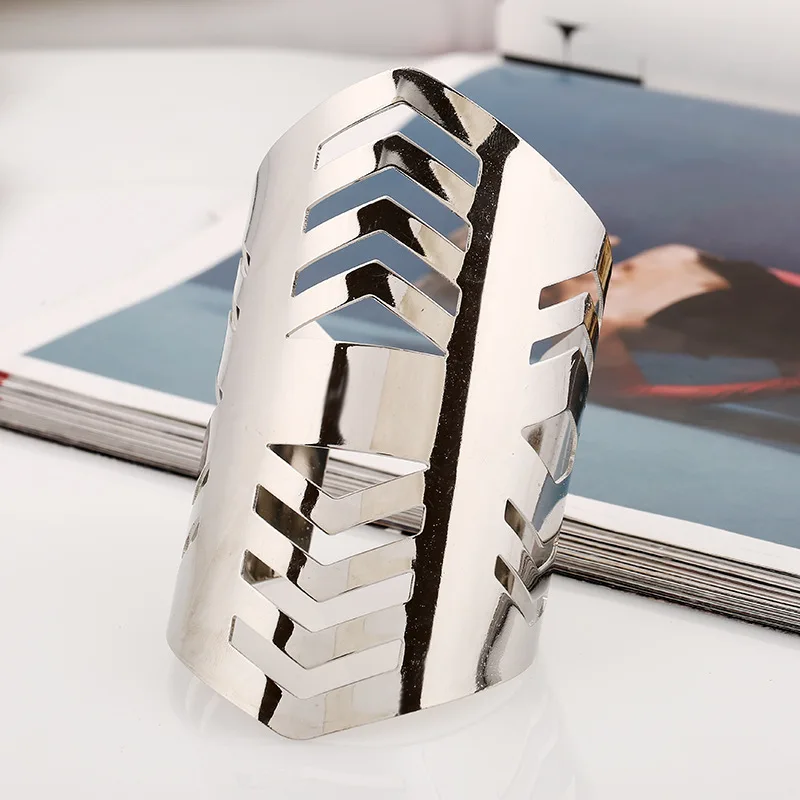 LZHLQ Модные полые металлические браслеты 2019 женские макси панковские