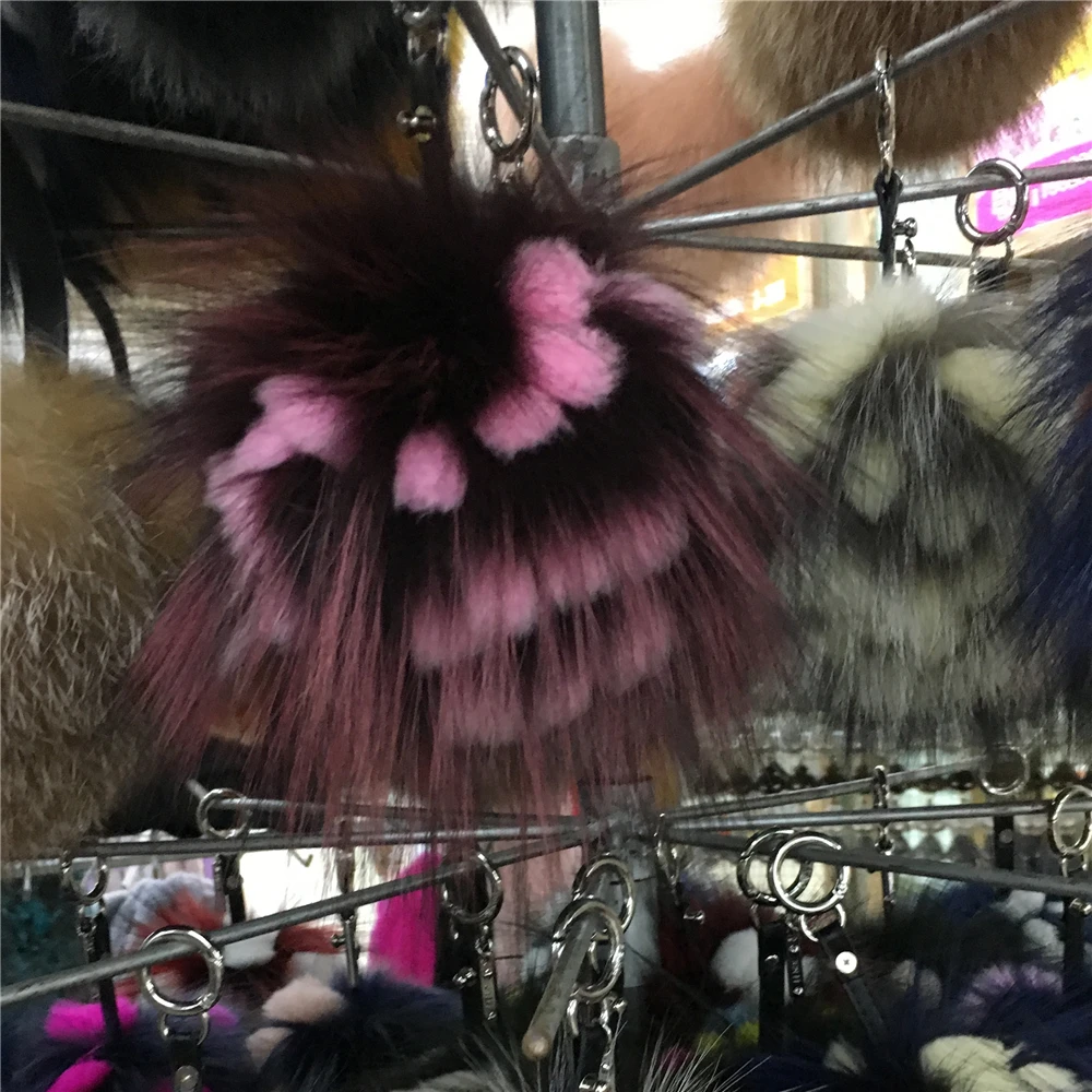 real fur Ananas Keychain Pineapple Strawberry Fruit Fox Fur Pom Poms Women Bag Monster Bag Charm Bugs Pompom Keychain rex rabbit
