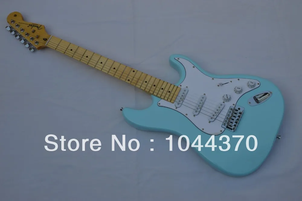 Wholesale - HOT SALE Series ❐'s ST Surf Green electric guitar China Guitar | Спорт и развлечения