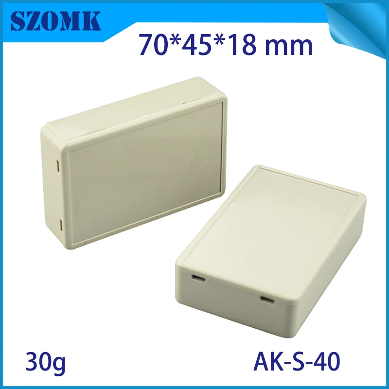 Пластиковый электронный корпус 70*45*18 мм для печатных плат пластиковый