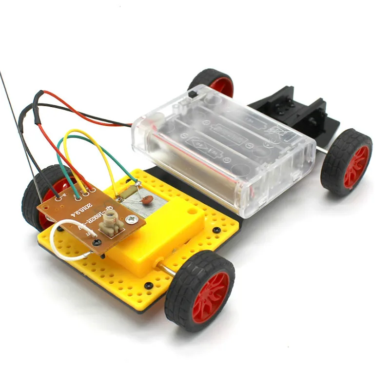 

DIY Mini 4WD Remote Control Car Electric Motor Plastic Chassis Educational Material Kits Small Production Boys Gift