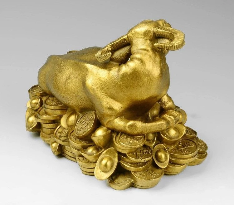 free shipping China Brass Fengshui Yuanbao Wealth Zodiac Cattle Bull Ox Cow Decoration Statue 2017 |