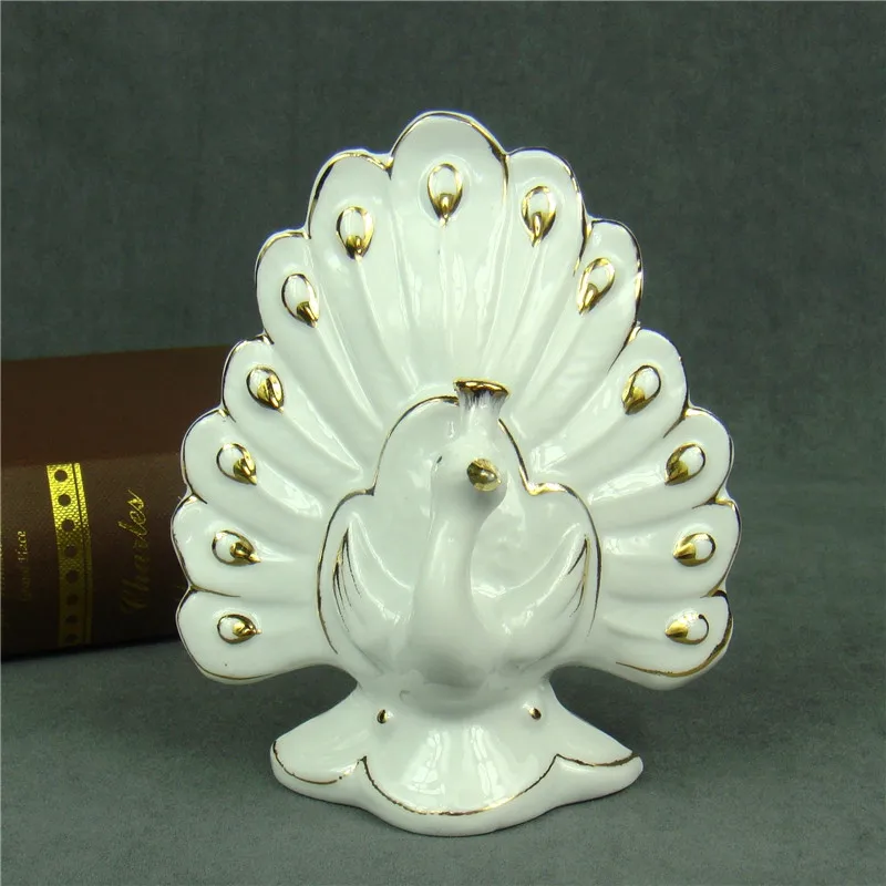 

Porcelain Peafowl Statue Ornamental Ceramics Peacock Miniature Home Decor Gift and Craft Embellishment Furnishing Accessories