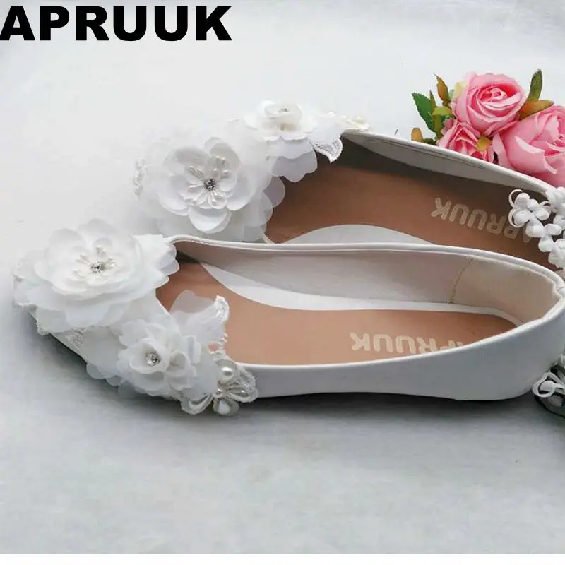 

Plus size flats shoes woman fashion white color flower lace brides shoes lady ceremony party proms dress shoes in stock