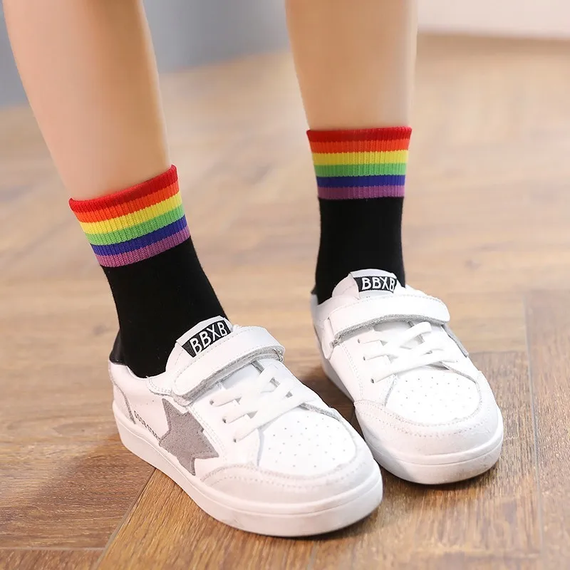 Детские короткие носки без пятки в радужную полоску для футбольных коньков