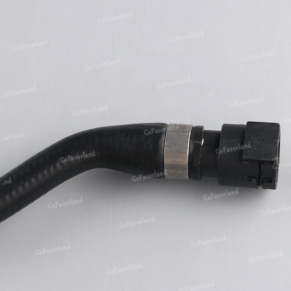 Верхний шланг радиатора для водопроводной трубы 17127618510 BMW E90 E91 E92 325i 330i 330xi 2006 328i 2007