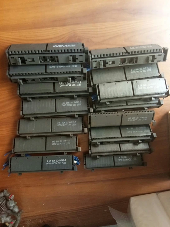 1 шт. оригинальный использованный 6ES7 392 1AJ00 0AA0 6ES7392 20 контактные модули