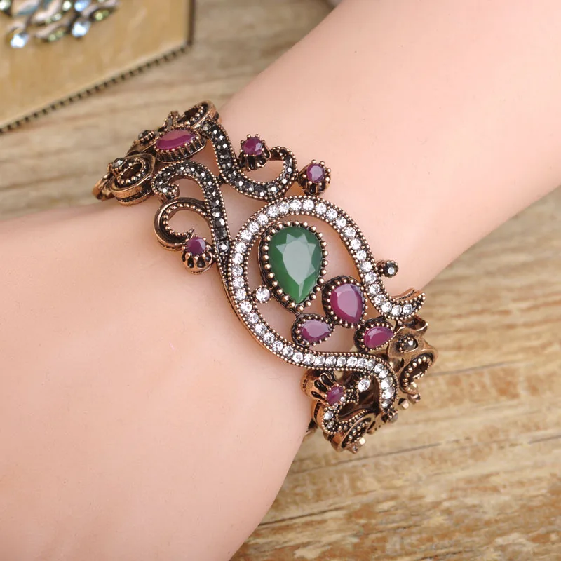 Madrry Brand Turkish Wide Bangles Vinatge Personality Women Statement Carved Flowers Antique Gold color Simulated Resin Bijoux | Украшения