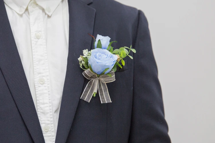 

JaneVini Blue Flower Boutonniere Men Groomsmen Artificial Rose Wedding Corsage Bridesmaid Hand Flower Set Brooch Boutonnieres
