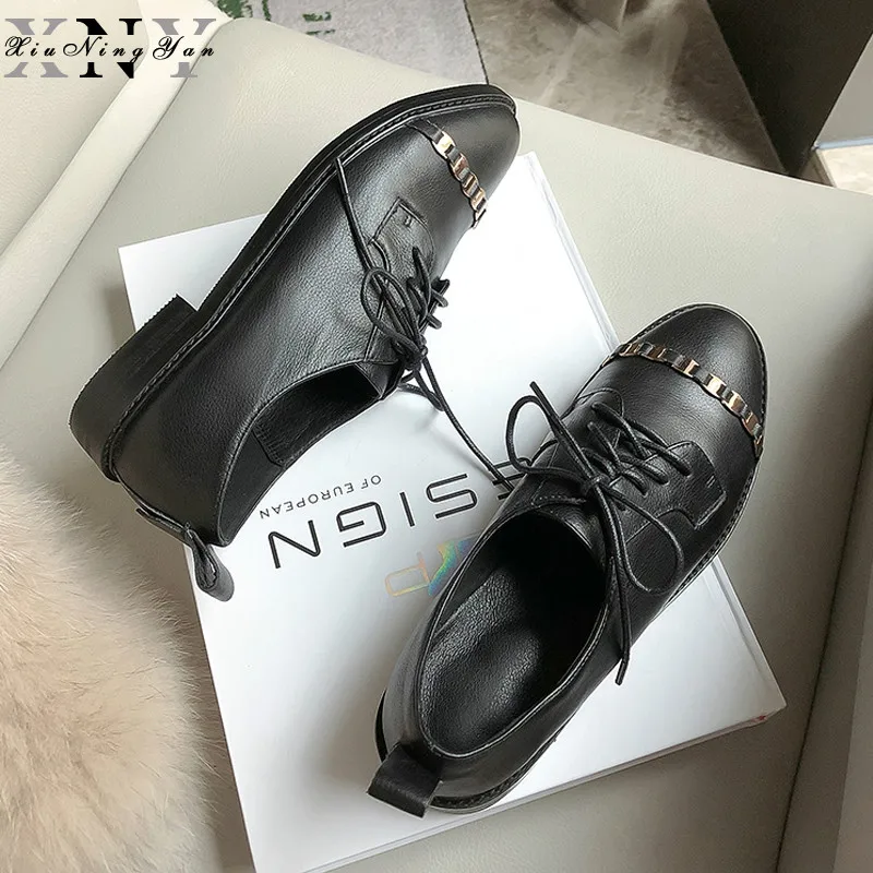 

2019 Fashion Woman Flat Oxford Shoes British Style Round Toe Vintage Shoes Soft Cow Leather Ladies Casual Brogues Metal Front