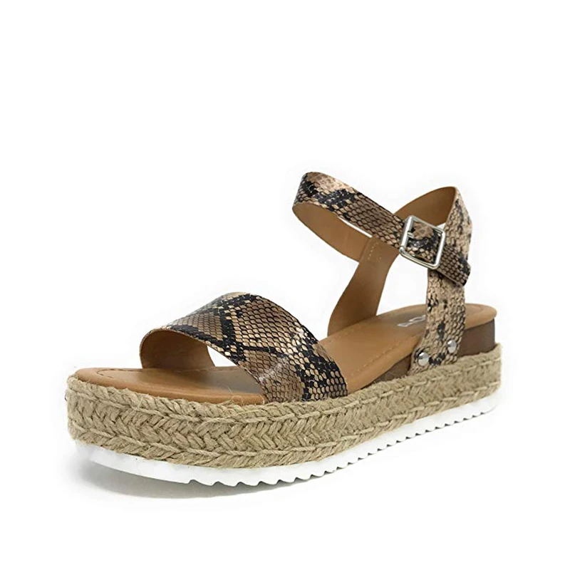 Для женщин на плоской подошве платформе летние сандалии с пряжкой женские