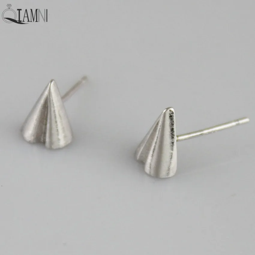 Женские серьги гвоздики QIAMNI Untique Bling коническая булавка с заклепками